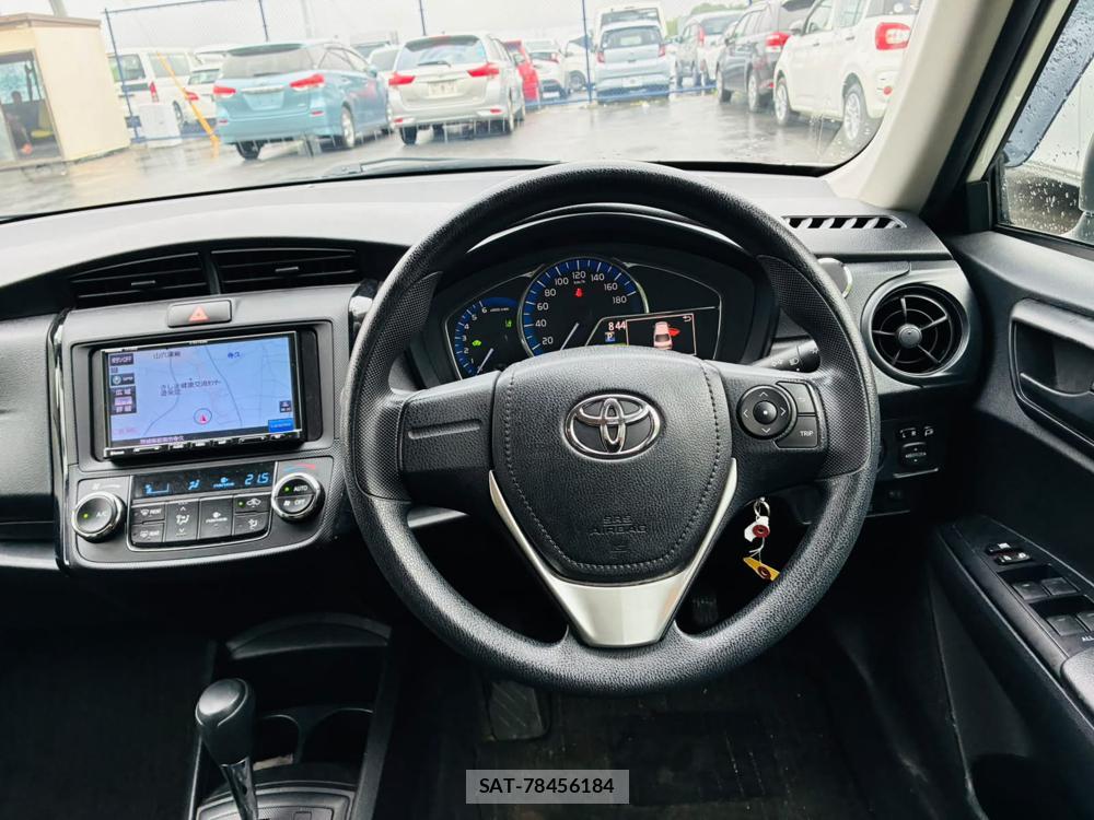 Toyota COROLLA AXIO 2019-02 7496361-13