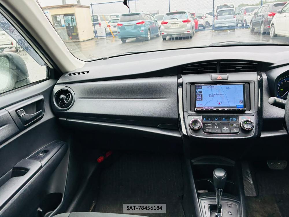 Toyota COROLLA AXIO 2019-02 7496361-17