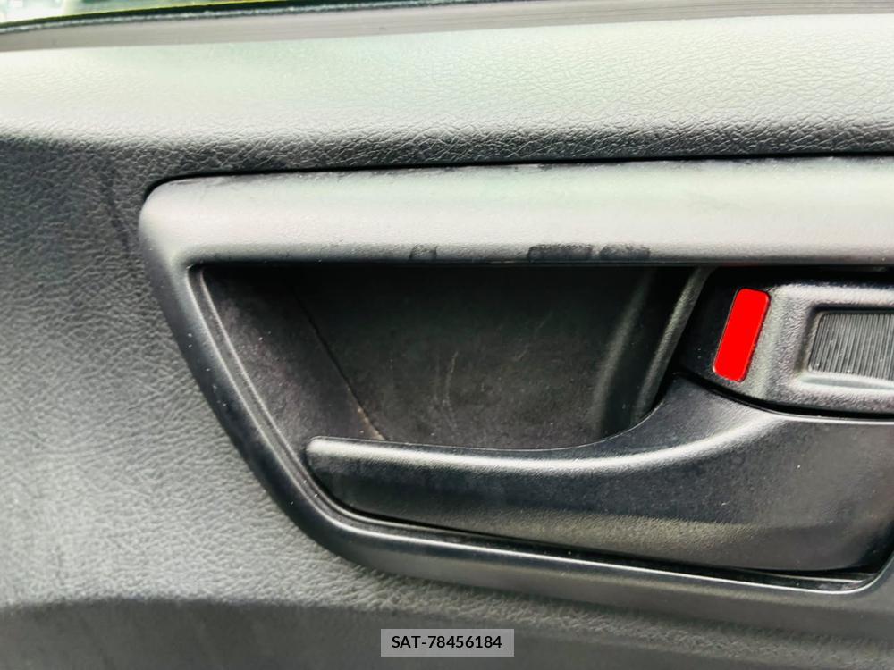 Toyota COROLLA AXIO 2019-02 7496361-21