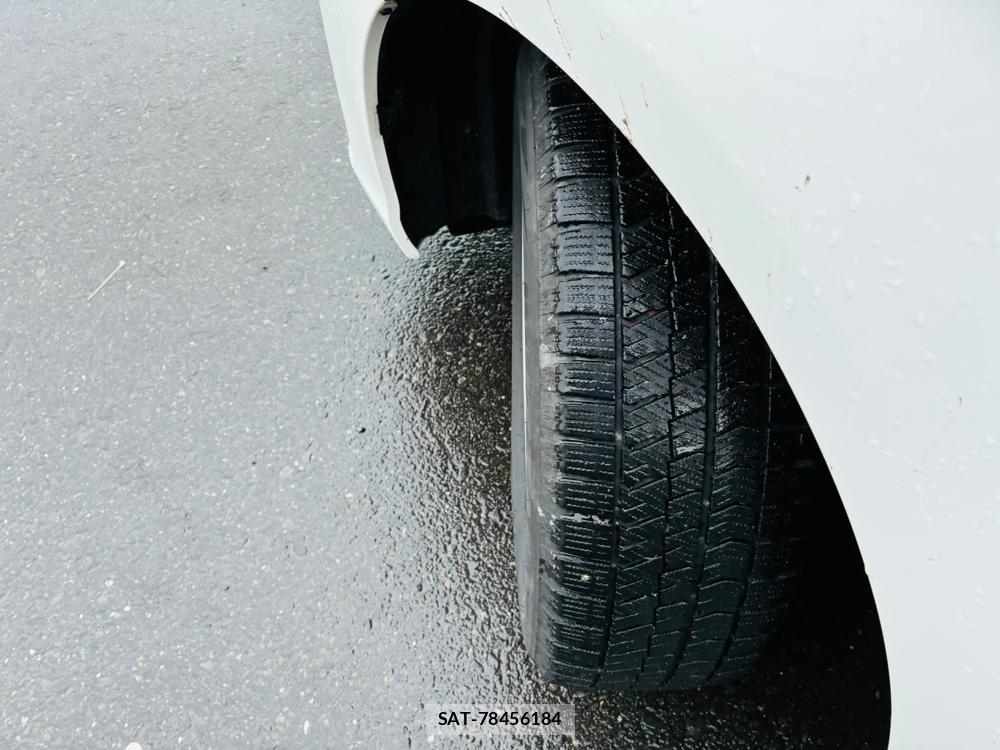 Toyota COROLLA AXIO 2019-02 7496361-31