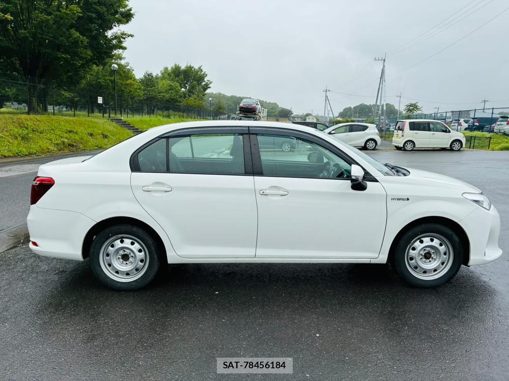 Toyota COROLLA AXIO 2019-02 7496361-5