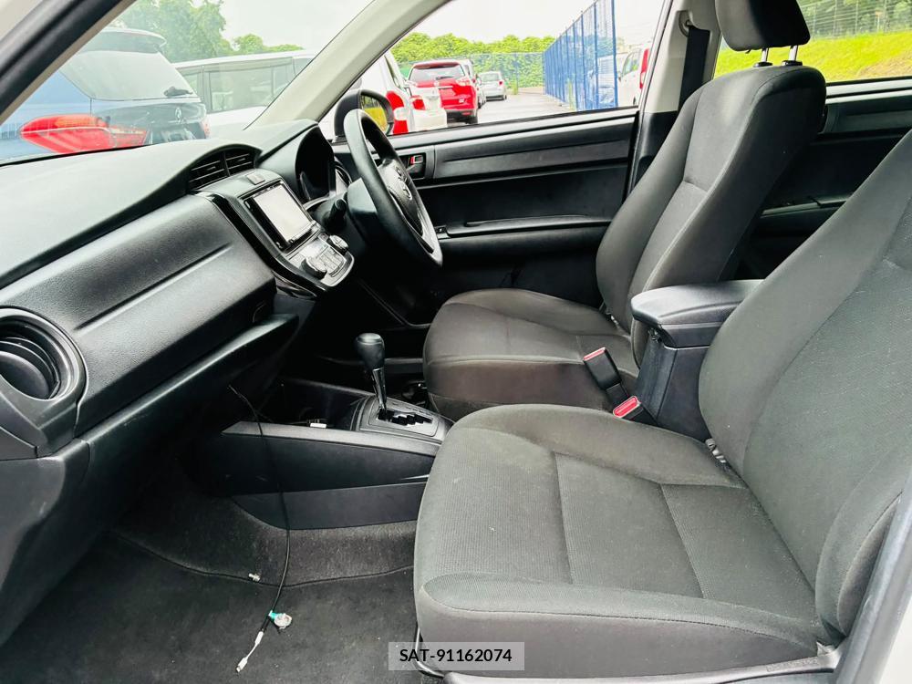 Toyota COROLLA AXIO 2020-06 7496367-10