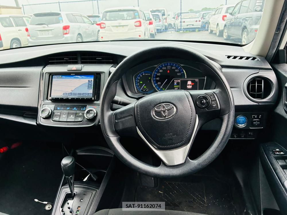 Toyota COROLLA AXIO 2020-06 7496367-13