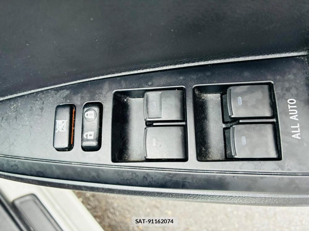 Toyota COROLLA AXIO 2020-06 7496367-22