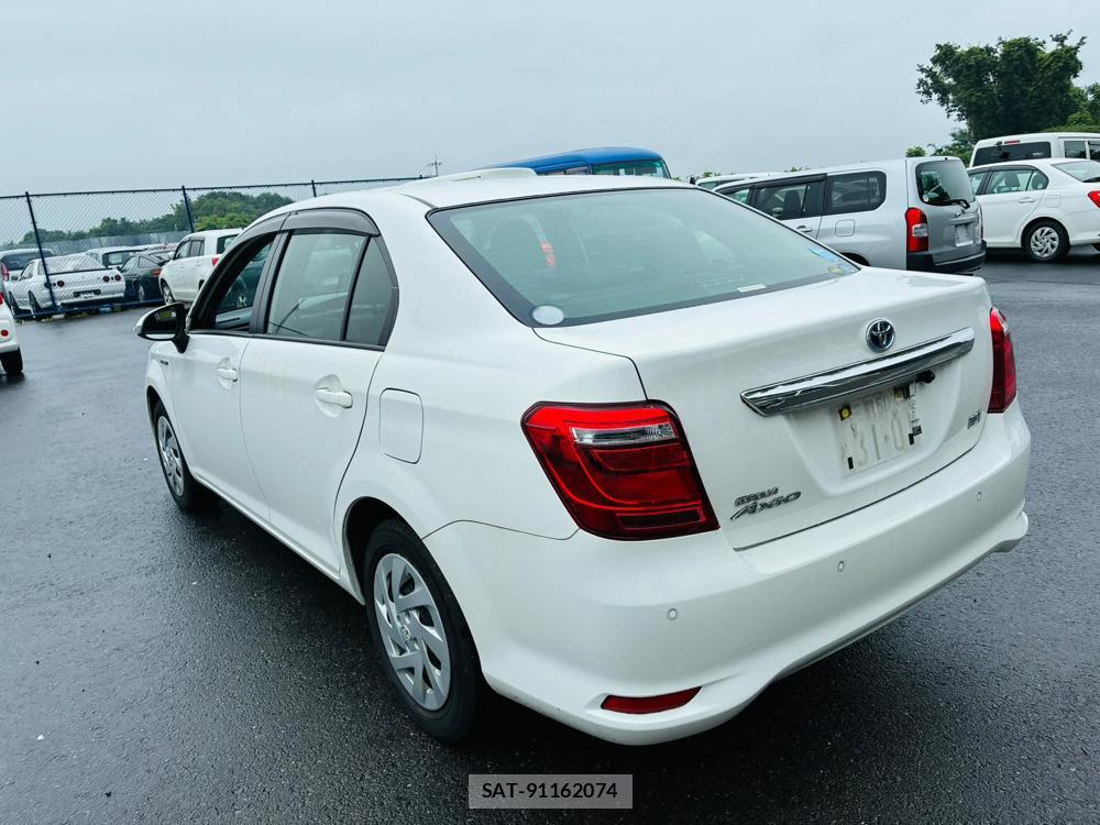 Toyota COROLLA AXIO 2020-06 7496367-2