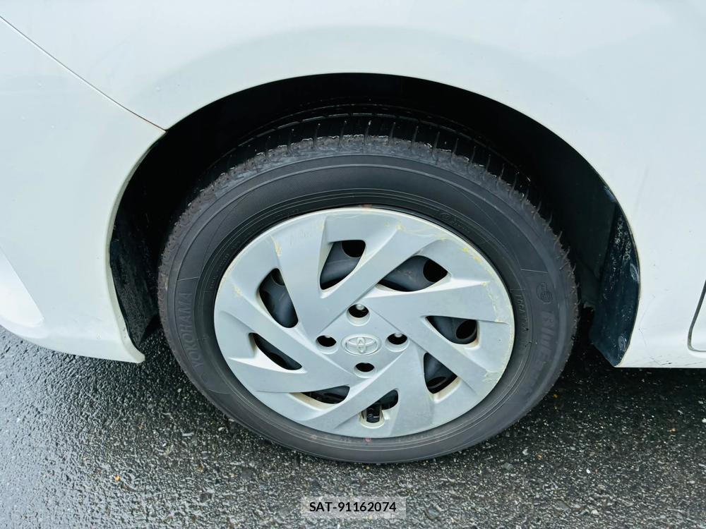Toyota COROLLA AXIO 2020-06 7496367-29