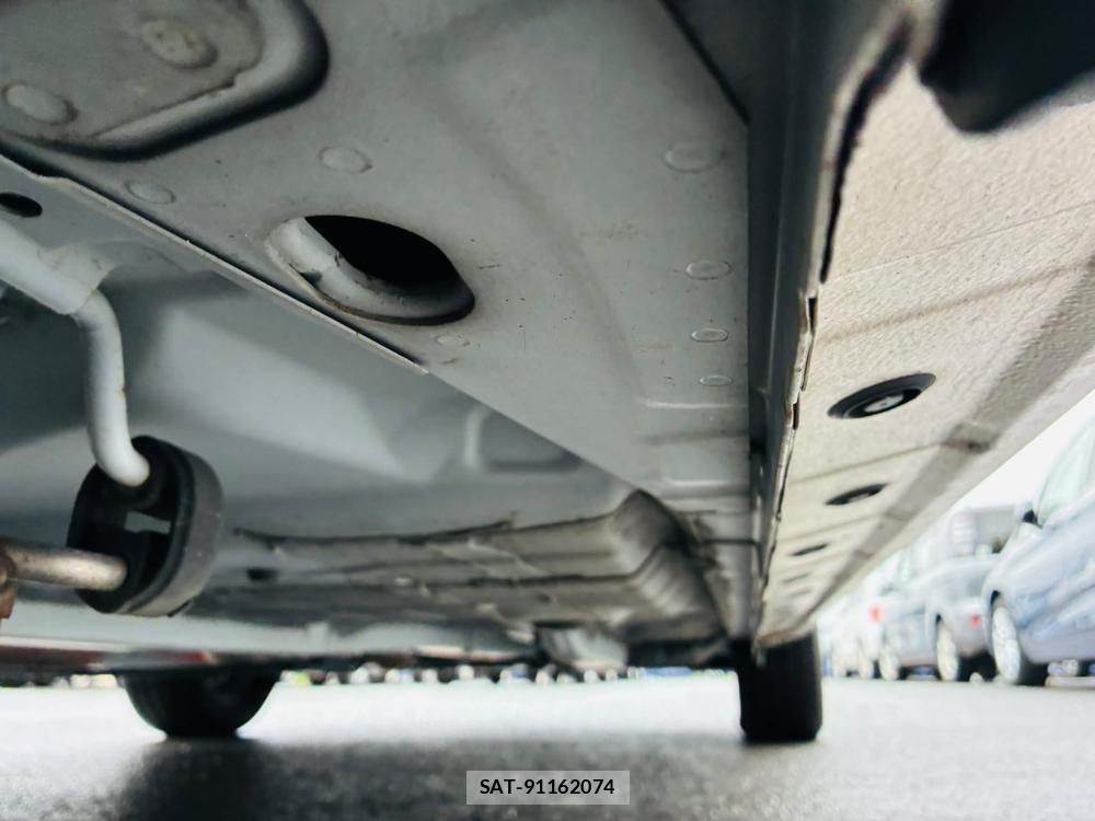 Toyota COROLLA AXIO 2020-06 7496367-35