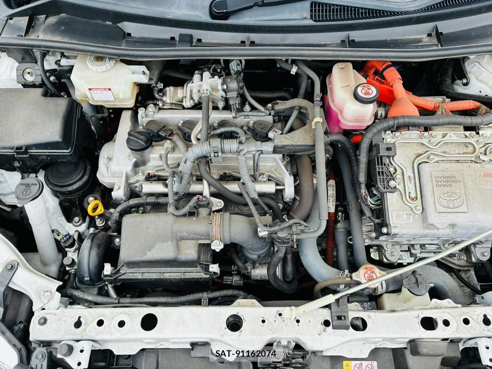 Toyota COROLLA AXIO 2020-06 7496367-36