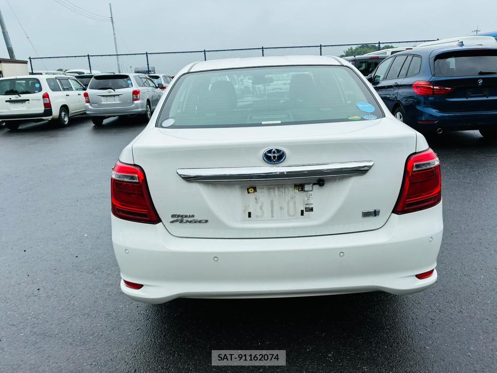 Toyota COROLLA AXIO 2020-06 7496367-3