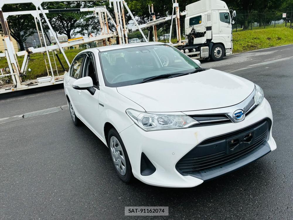 Toyota COROLLA AXIO 2020-06 7496367-6
