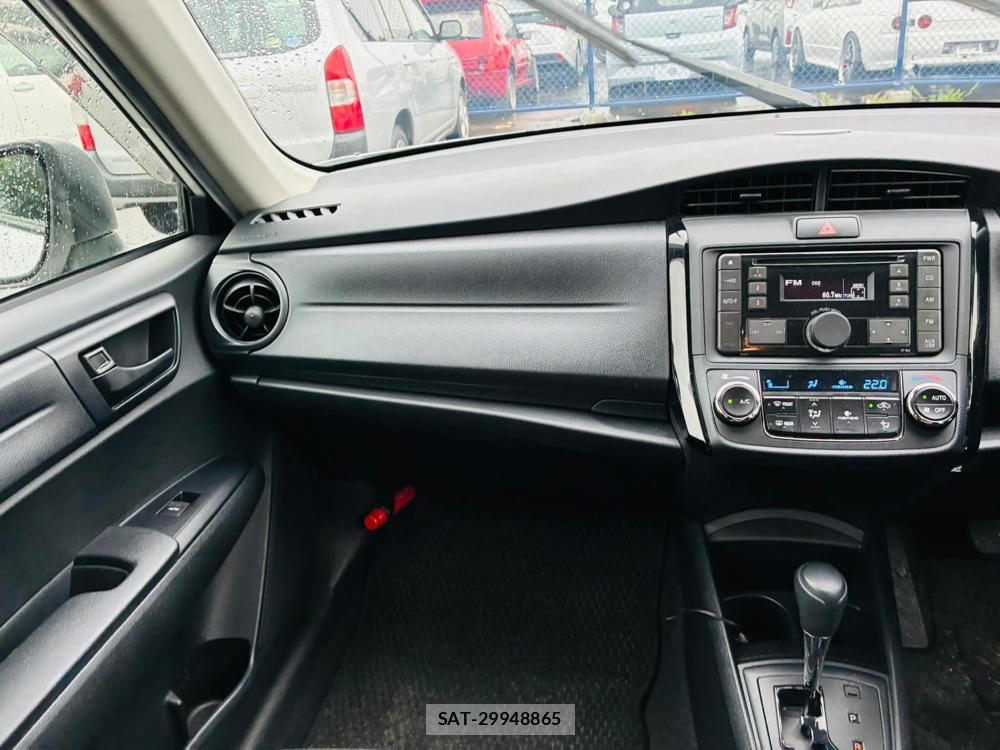 Toyota COROLLA AXIO 2019-05 7382708-17