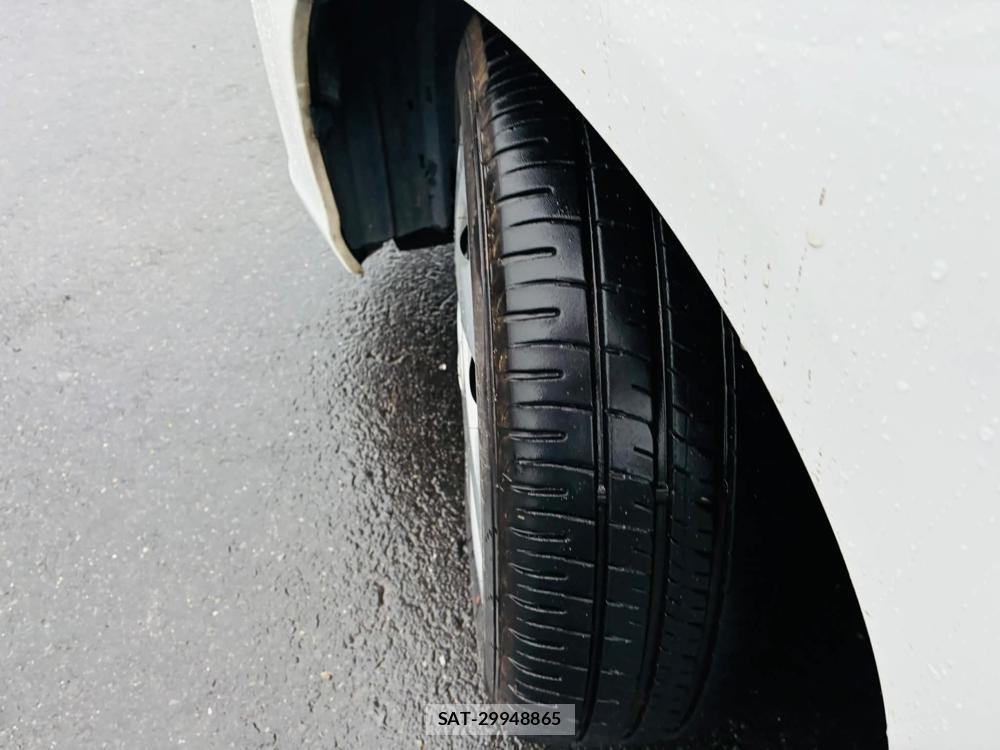 Toyota COROLLA AXIO 2019-05 7382708-30
