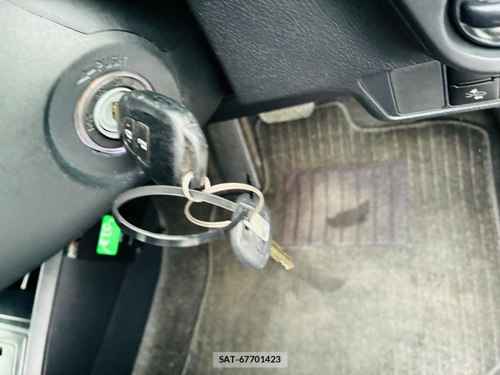 Toyota COROLLA AXIO 2019-07 7605441-15