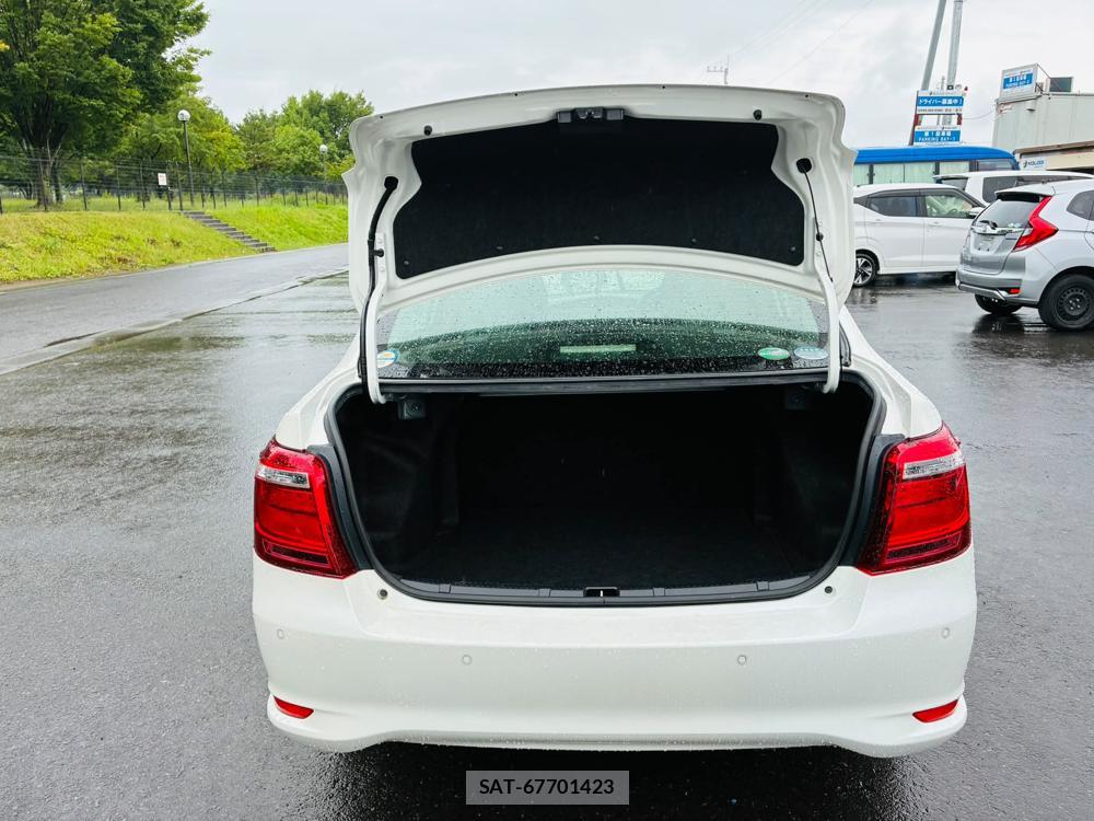 Toyota COROLLA AXIO 2019-07 7605441-24
