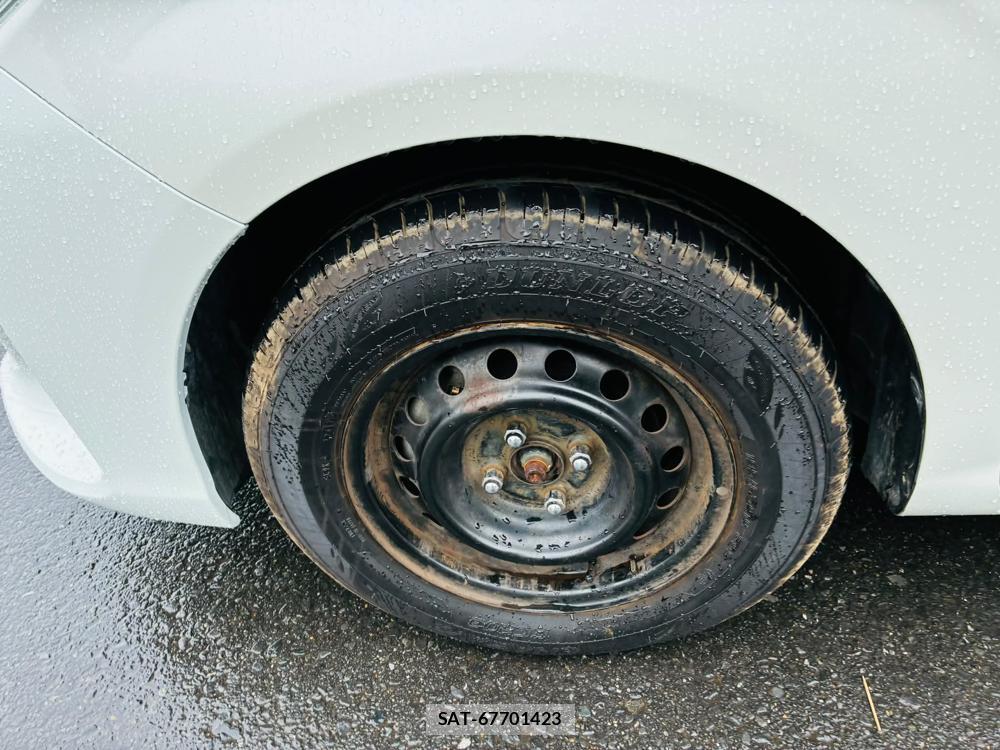 Toyota COROLLA AXIO 2019-07 7605441-27