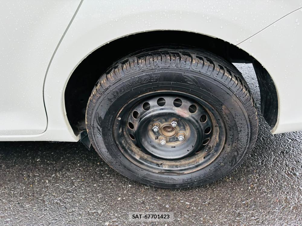 Toyota COROLLA AXIO 2019-07 7605441-28