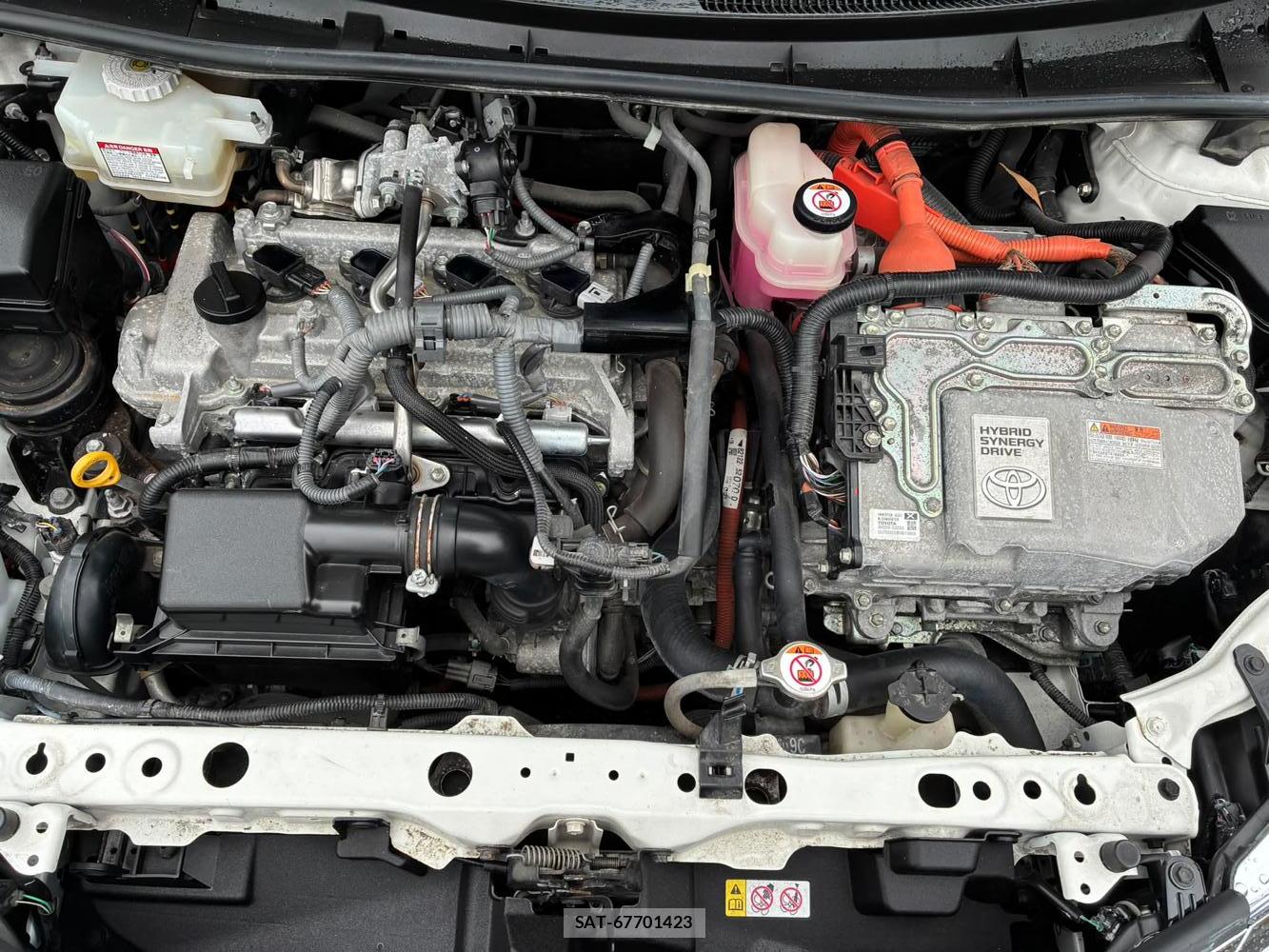 Toyota COROLLA AXIO 2019-07 7605441-33