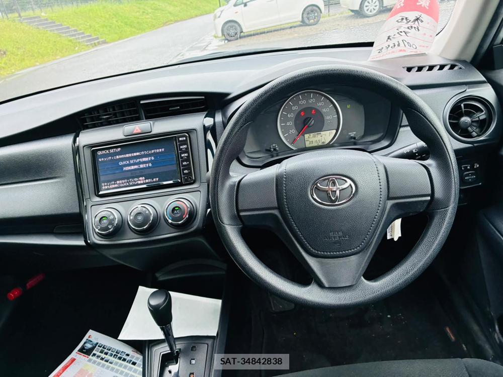 Toyota COROLLA AXIO 2019-06 7382732-13