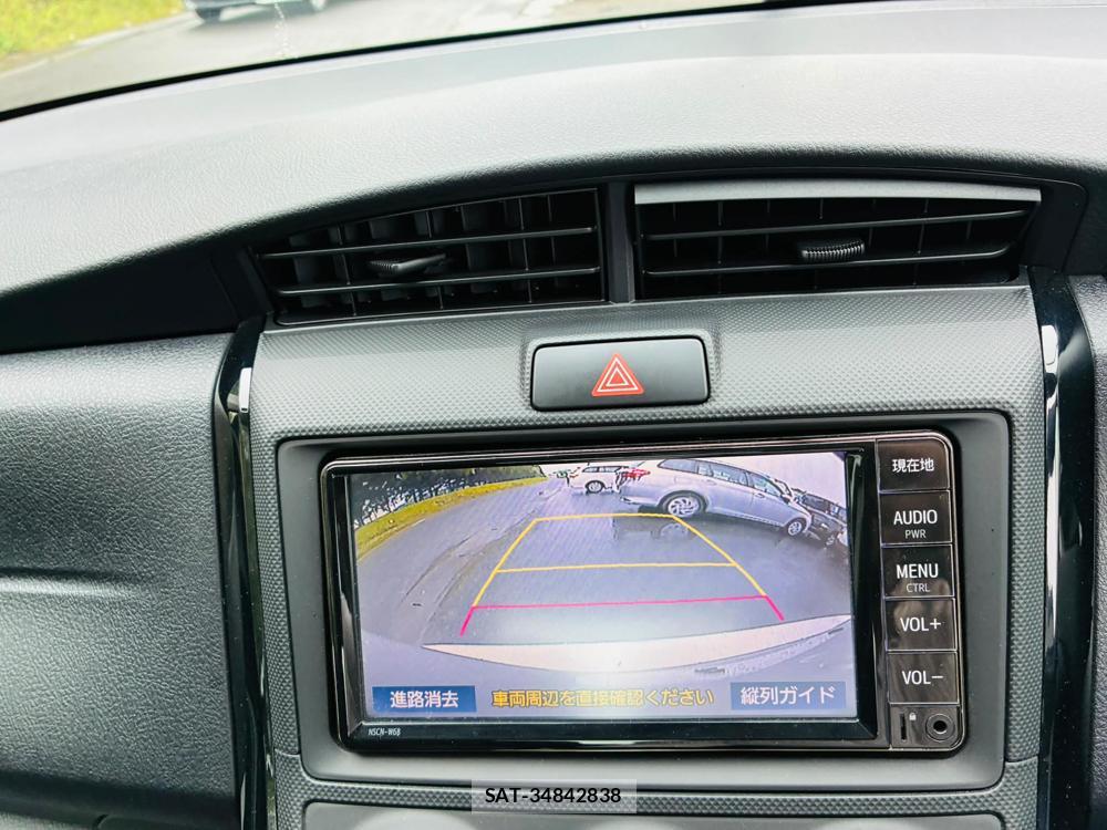 Toyota COROLLA AXIO 2019-06 7382732-18