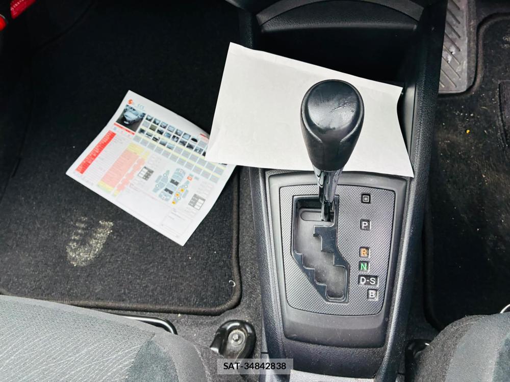 Toyota COROLLA AXIO 2019-06 7382732-20