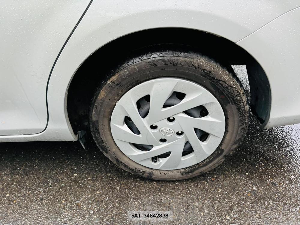 Toyota COROLLA AXIO 2019-06 7382732-30