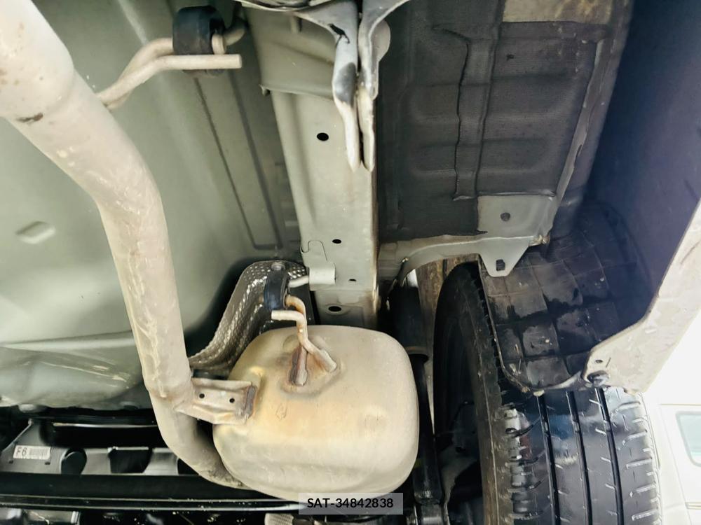 Toyota COROLLA AXIO 2019-06 7382732-36