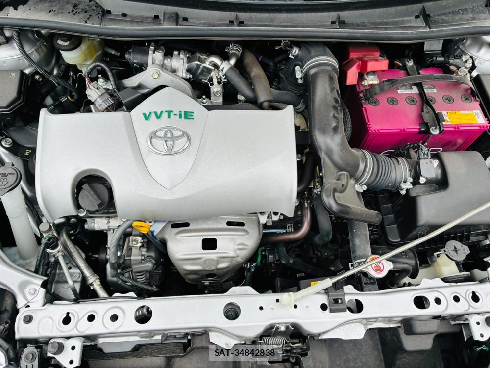 Toyota COROLLA AXIO 2019-06 7382732-38