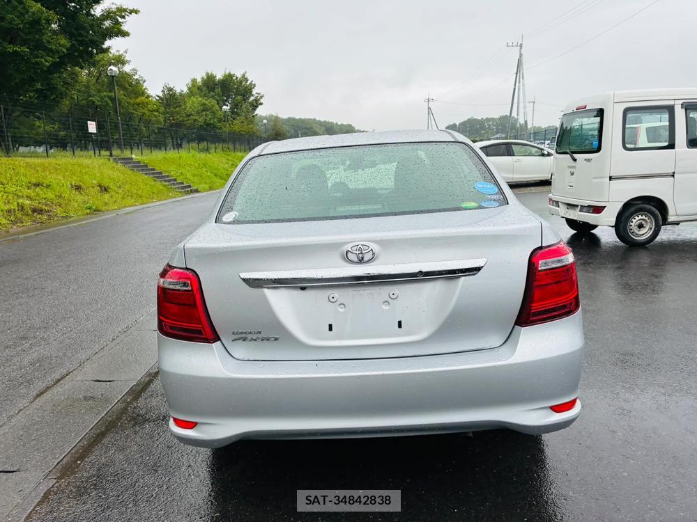 Toyota COROLLA AXIO 2019-06 7382732-3