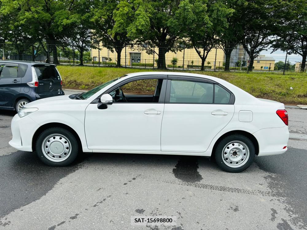 Toyota COROLLA AXIO 2019-05 7634463-1