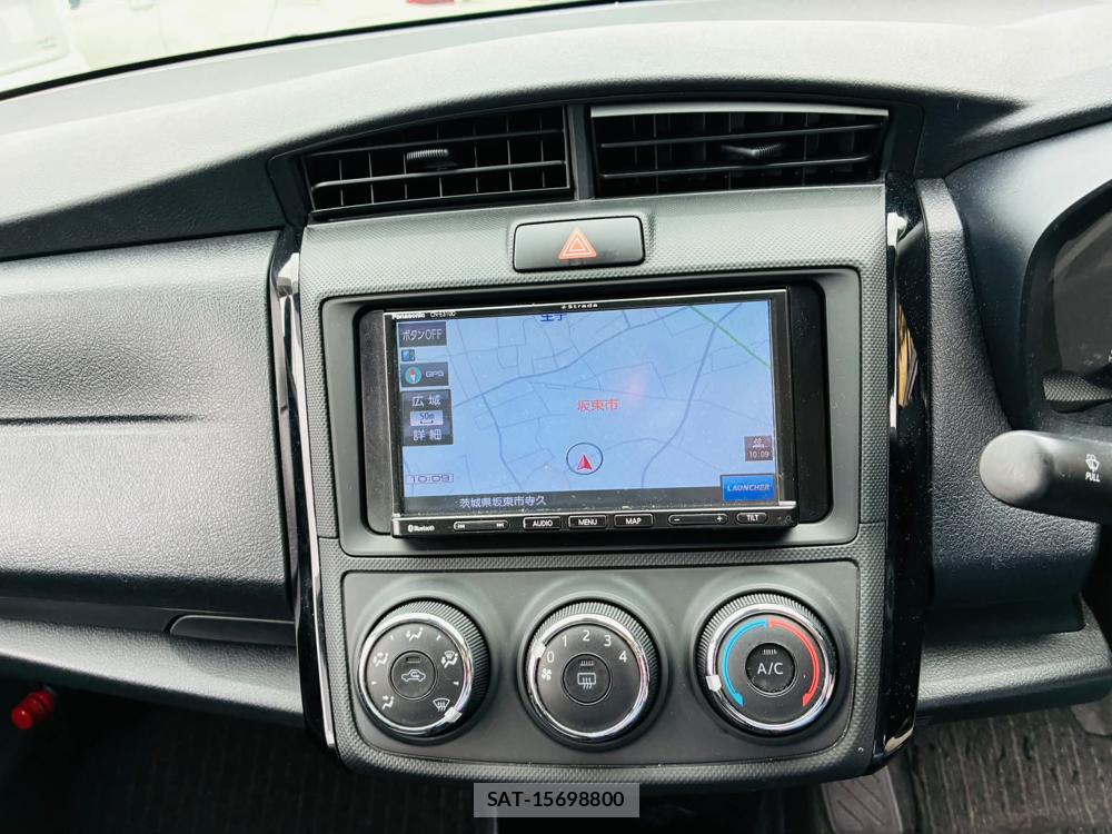 Toyota COROLLA AXIO 2019-05 7634463-19