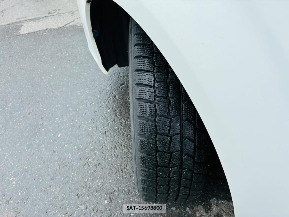 Toyota COROLLA AXIO 2019-05 7634463-31