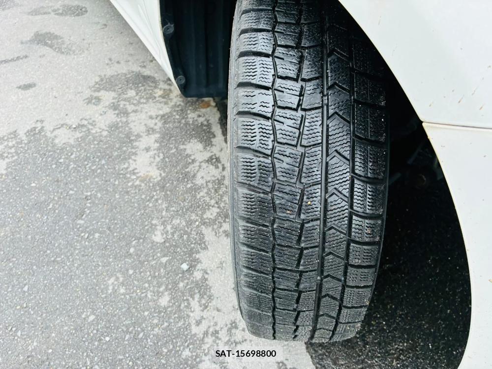 Toyota COROLLA AXIO 2019-05 7634463-32