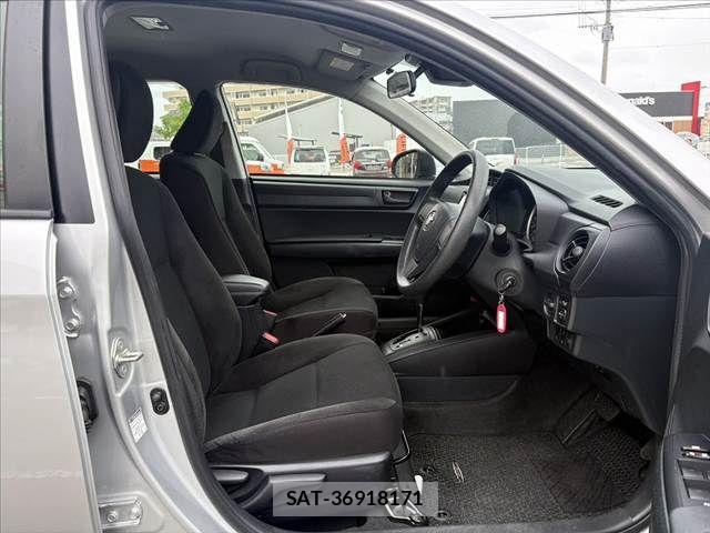 Toyota COROLLA AXIO 2018-09 7721954-15