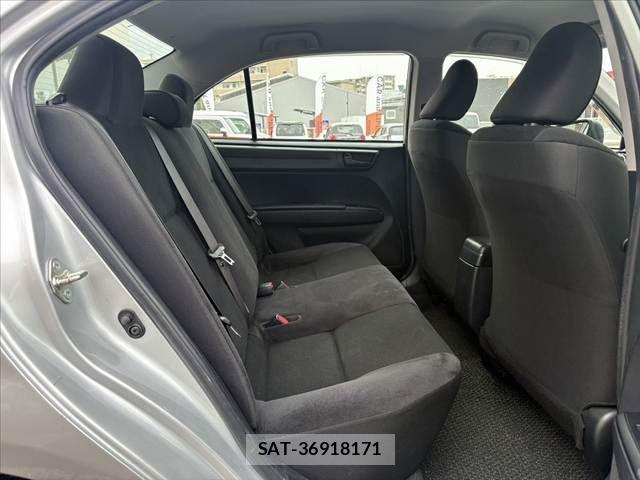 Toyota COROLLA AXIO 2018-09 7721954-17
