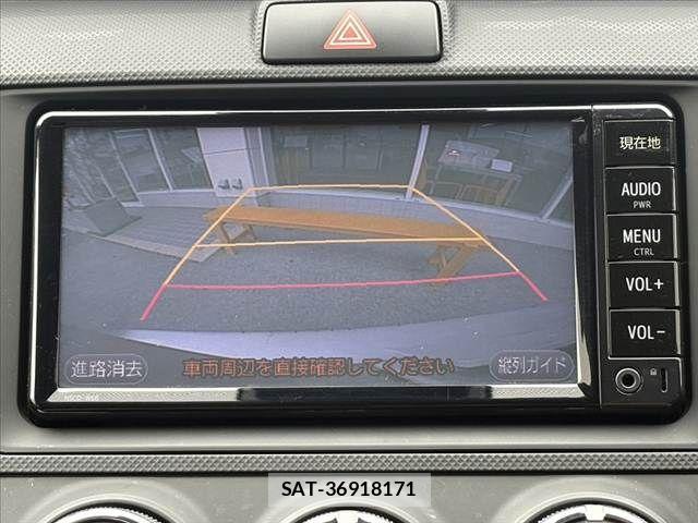 Toyota COROLLA AXIO 2018-09 7721954-3