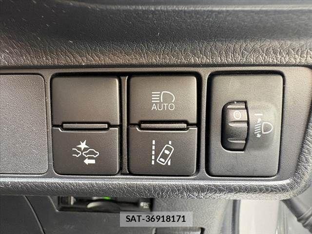 Toyota COROLLA AXIO 2018-09 7721954-5