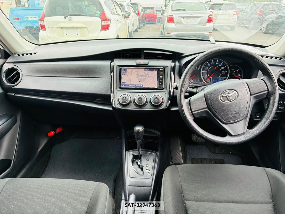 Toyota COROLLA AXIO 2020-06 7683580-12