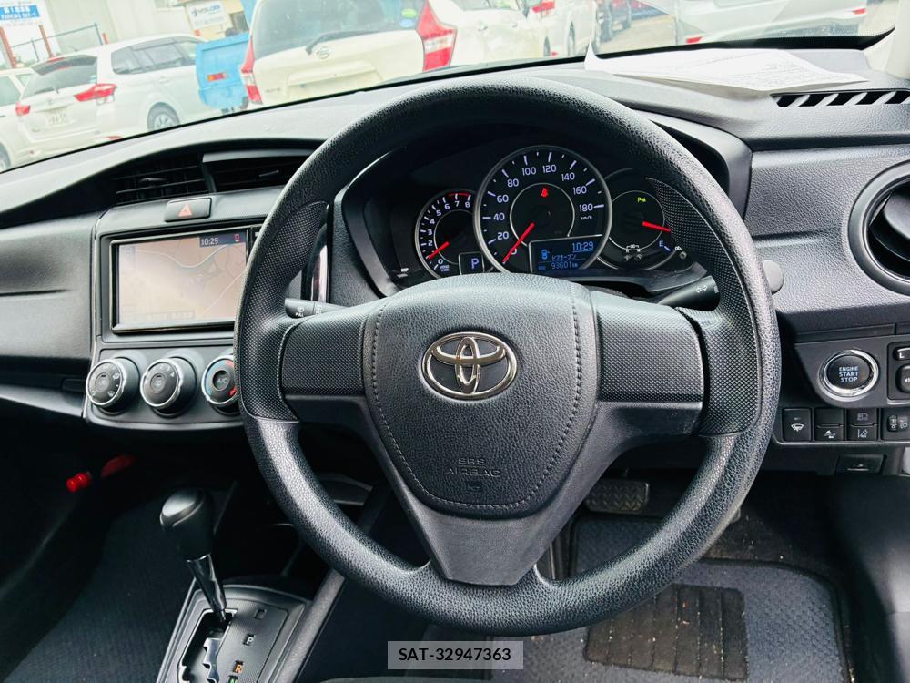 Toyota COROLLA AXIO 2020-06 7683580-14