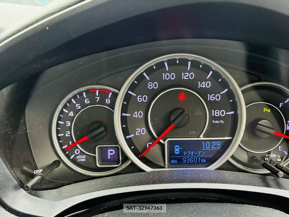 Toyota COROLLA AXIO 2020-06 7683580-15