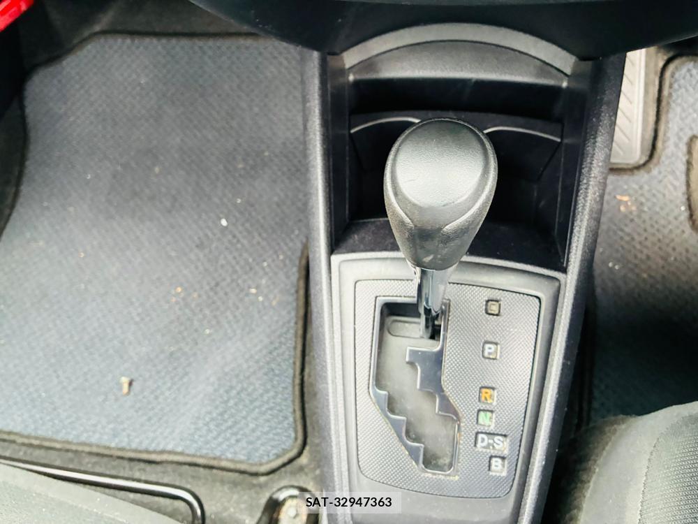 Toyota COROLLA AXIO 2020-06 7683580-20