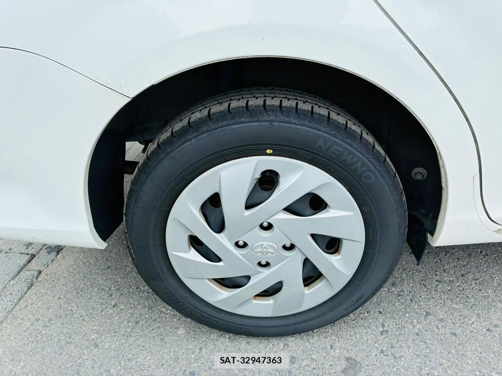 Toyota COROLLA AXIO 2020-06 7683580-27
