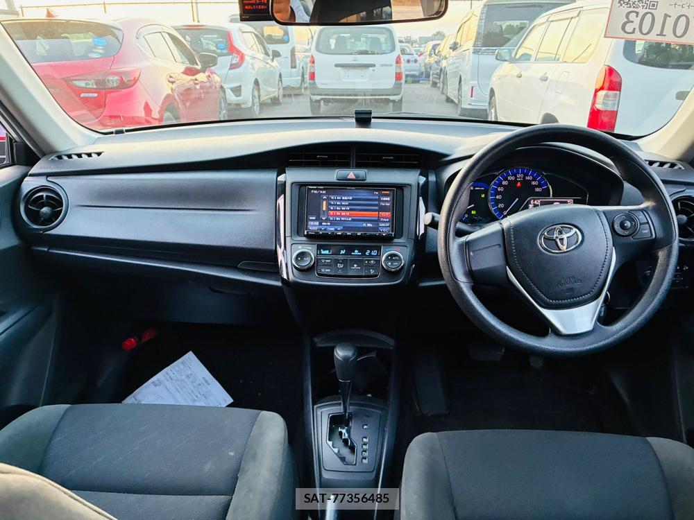 Toyota COROLLA AXIO 2019-06 7683578-12