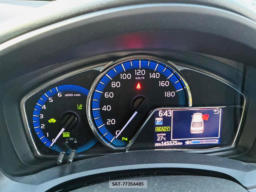 Toyota COROLLA AXIO 2019-06 7683578-15