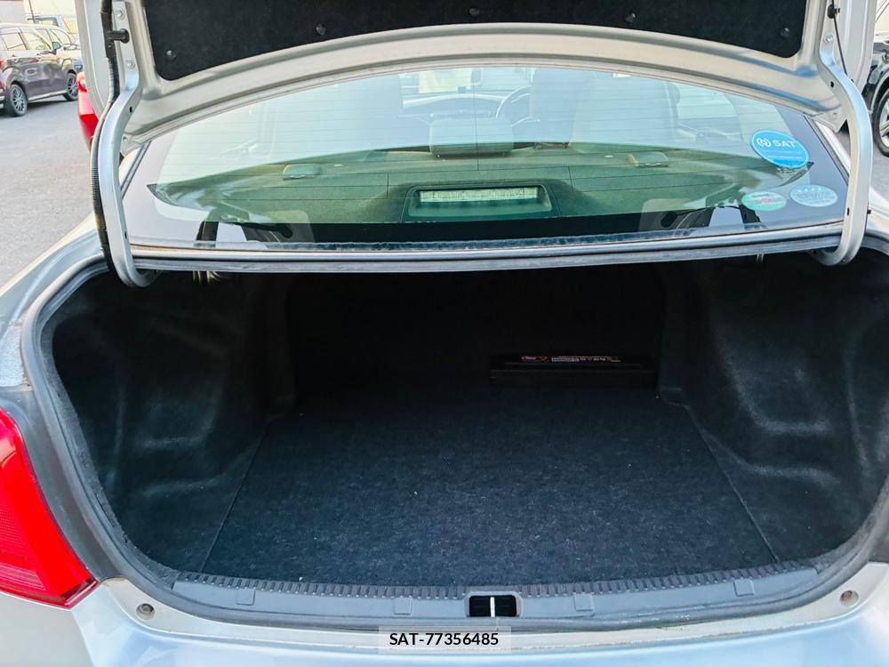Toyota COROLLA AXIO 2019-06 7683578-25