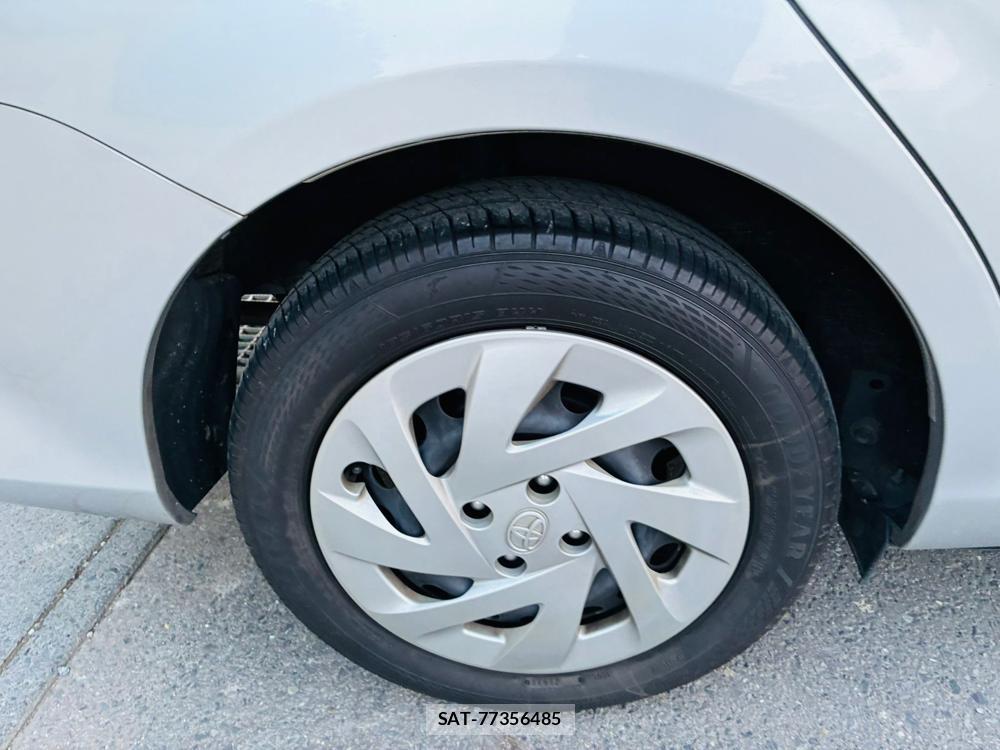 Toyota COROLLA AXIO 2019-06 7683578-27