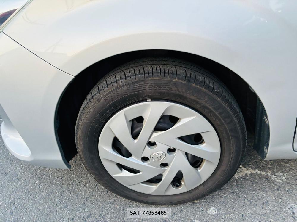 Toyota COROLLA AXIO 2019-06 7683578-29