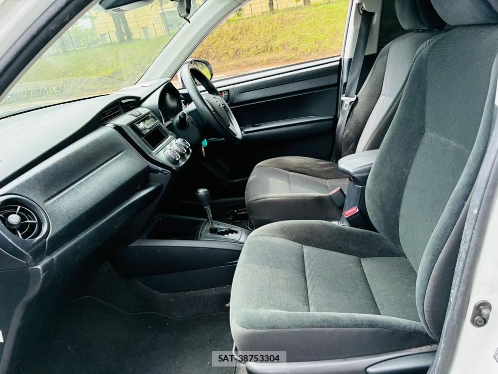 Toyota COROLLA AXIO 2019-06 7683575-10