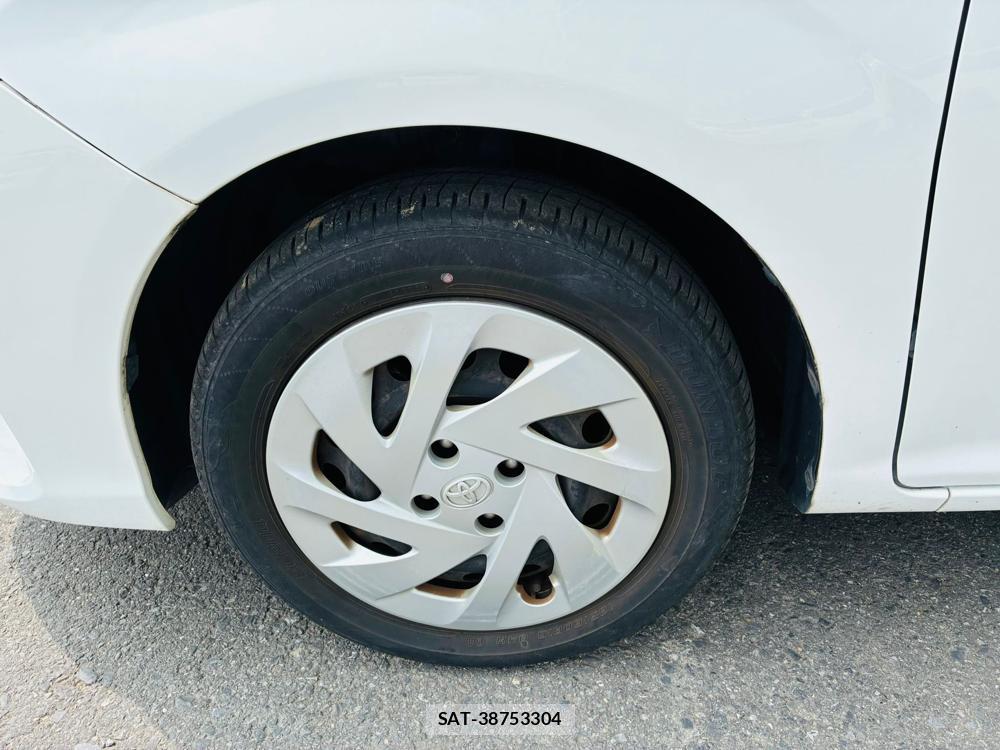 Toyota COROLLA AXIO 2019-06 7683575-28