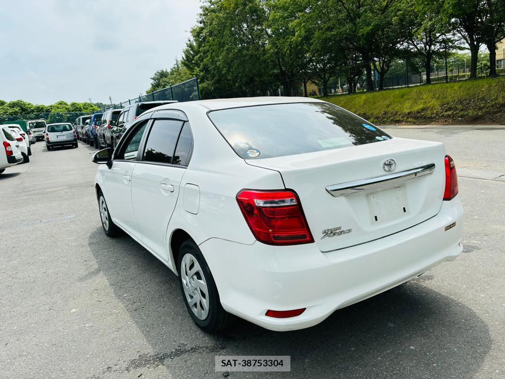 Toyota COROLLA AXIO 2019-06 7683575-2