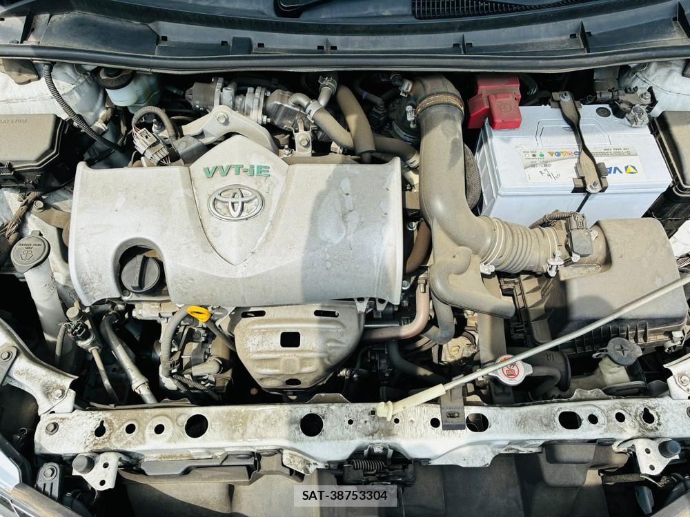 Toyota COROLLA AXIO 2019-06 7683575-37